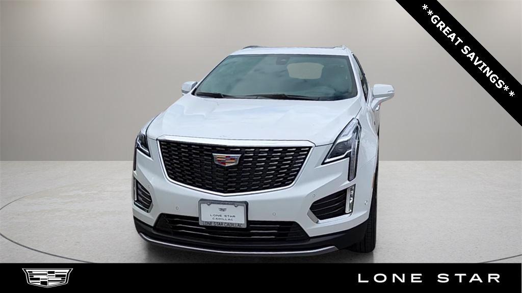 new 2025 Cadillac XT5 car, priced at $49,680