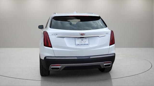 new 2025 Cadillac XT5 car, priced at $54,180