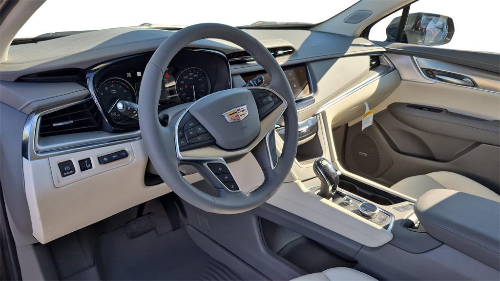 new 2026 Cadillac XT5 car, priced at $60,315