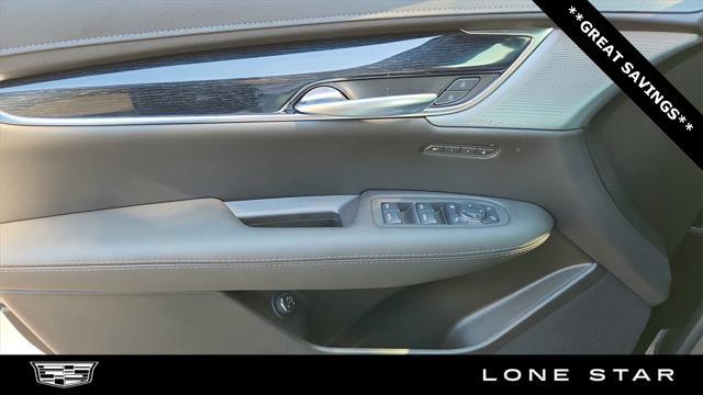 new 2025 Cadillac XT5 car, priced at $54,899