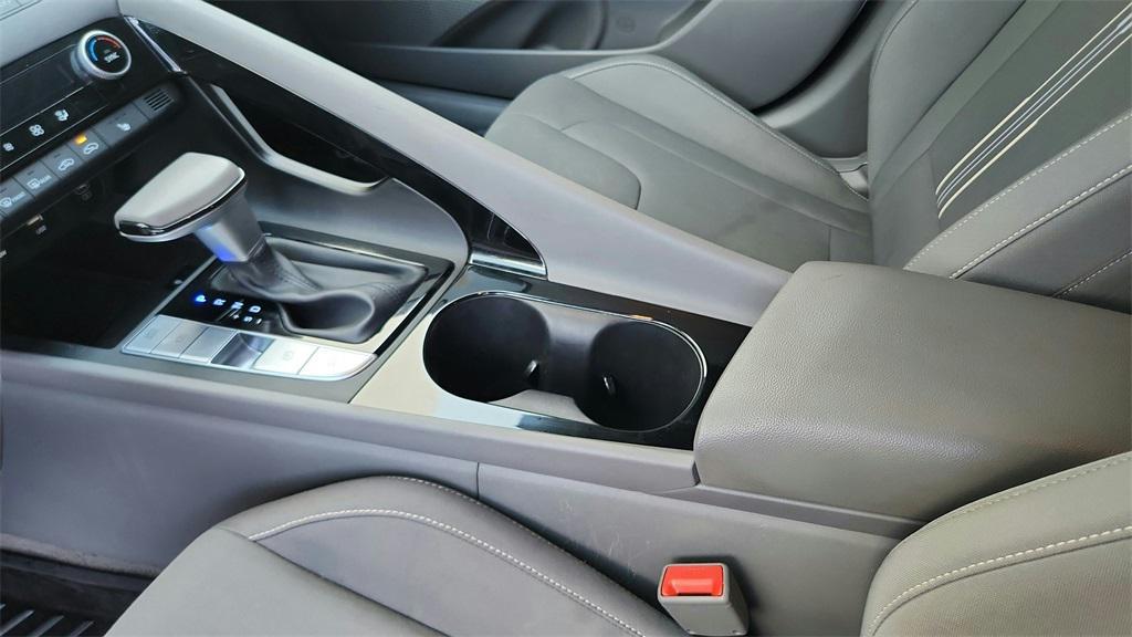 used 2024 Hyundai Elantra car, priced at $18,781