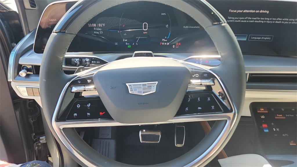 new 2026 Cadillac VISTIQ car, priced at $83,083