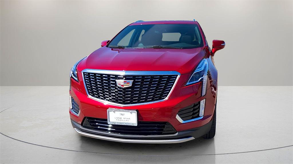 new 2025 Cadillac XT5 car, priced at $54,220