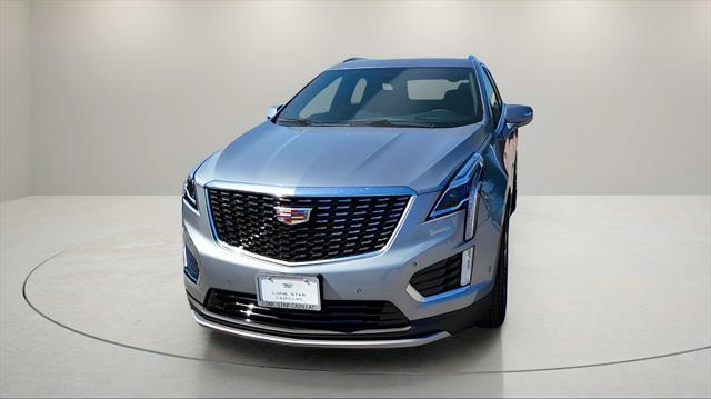 new 2025 Cadillac XT5 car, priced at $51,475