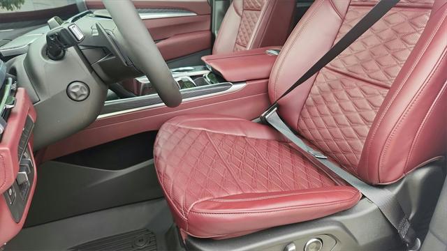 new 2025 Cadillac Escalade ESV car, priced at $111,045