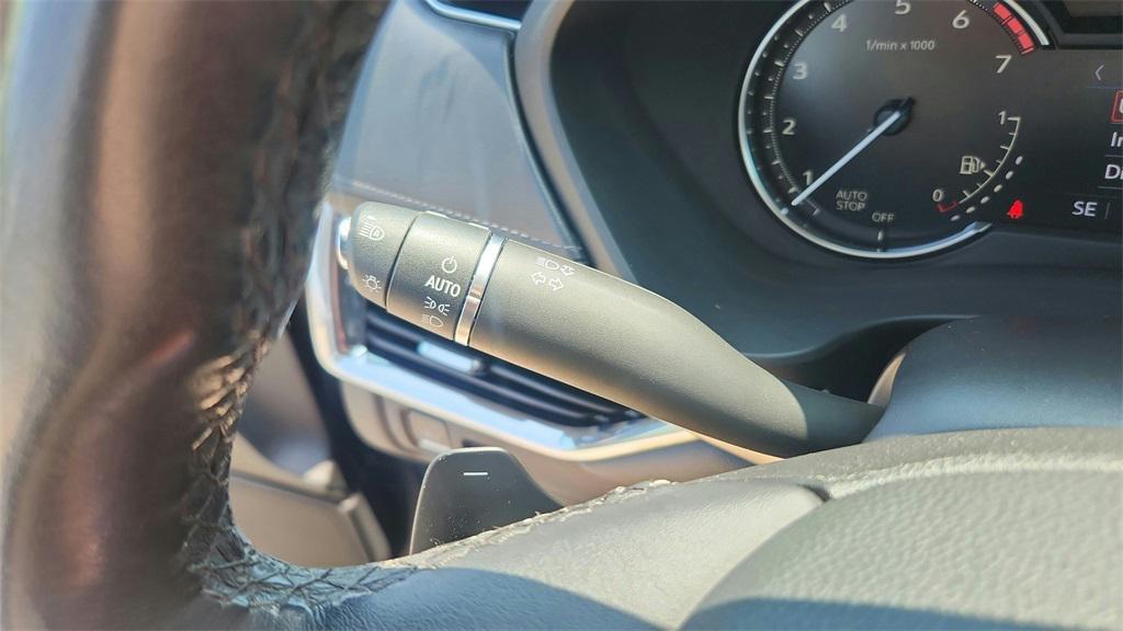 used 2023 Cadillac XT4 car, priced at $24,000