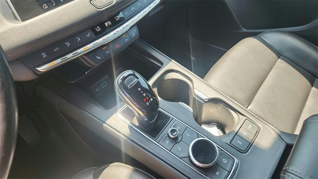 used 2023 Cadillac XT4 car, priced at $24,000