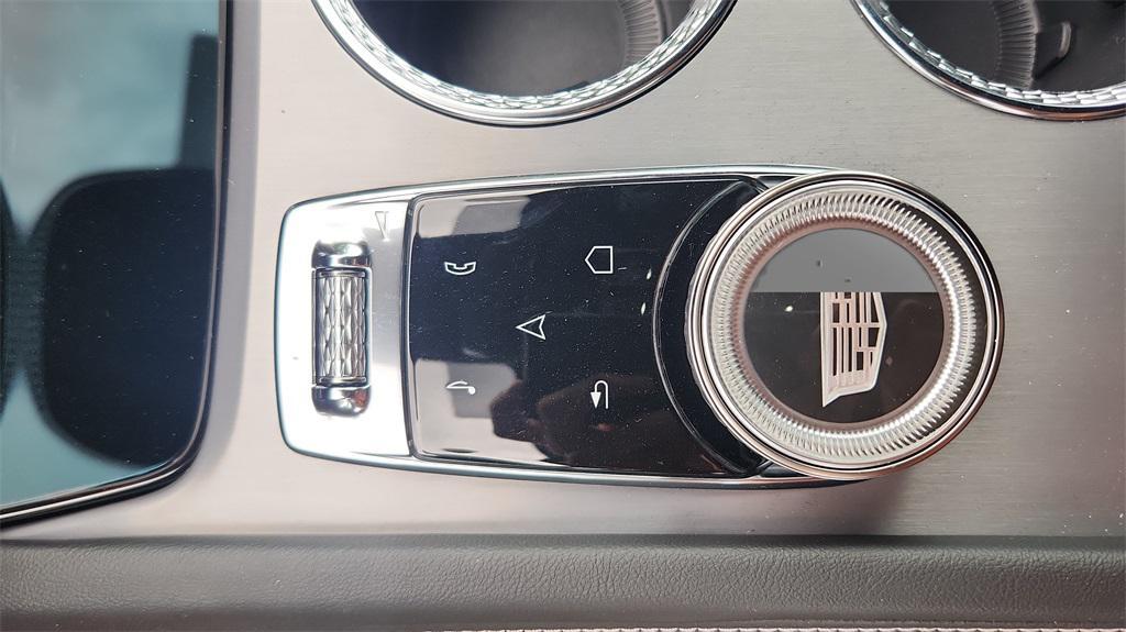 new 2026 Cadillac VISTIQ car, priced at $83,109