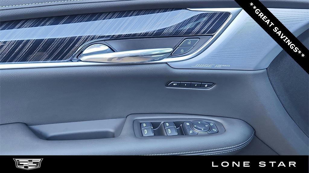 new 2025 Cadillac XT6 car, priced at $54,215