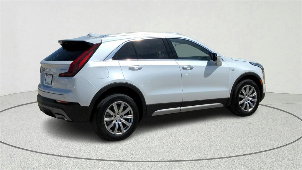 used 2022 Cadillac XT4 car, priced at $27,500