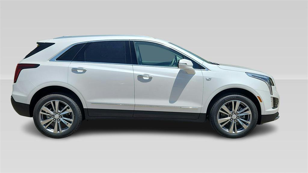 new 2025 Cadillac XT5 car, priced at $56,776