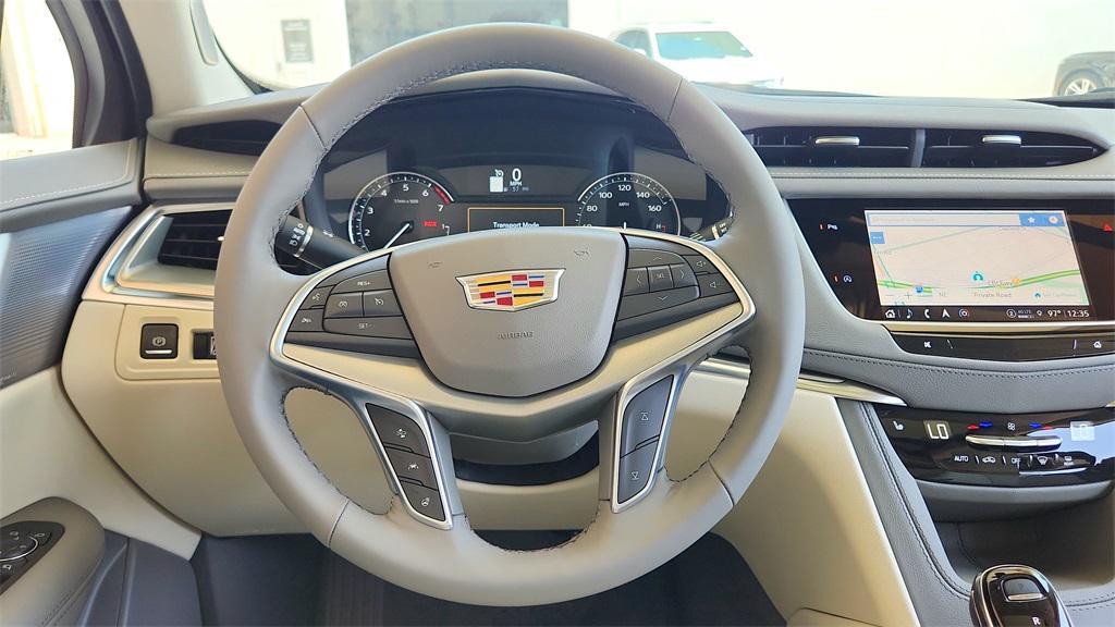 new 2025 Cadillac XT5 car, priced at $56,776