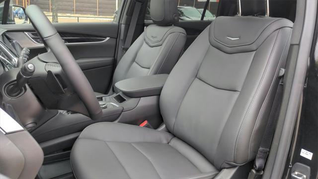 used 2024 Cadillac XT6 car, priced at $52,300