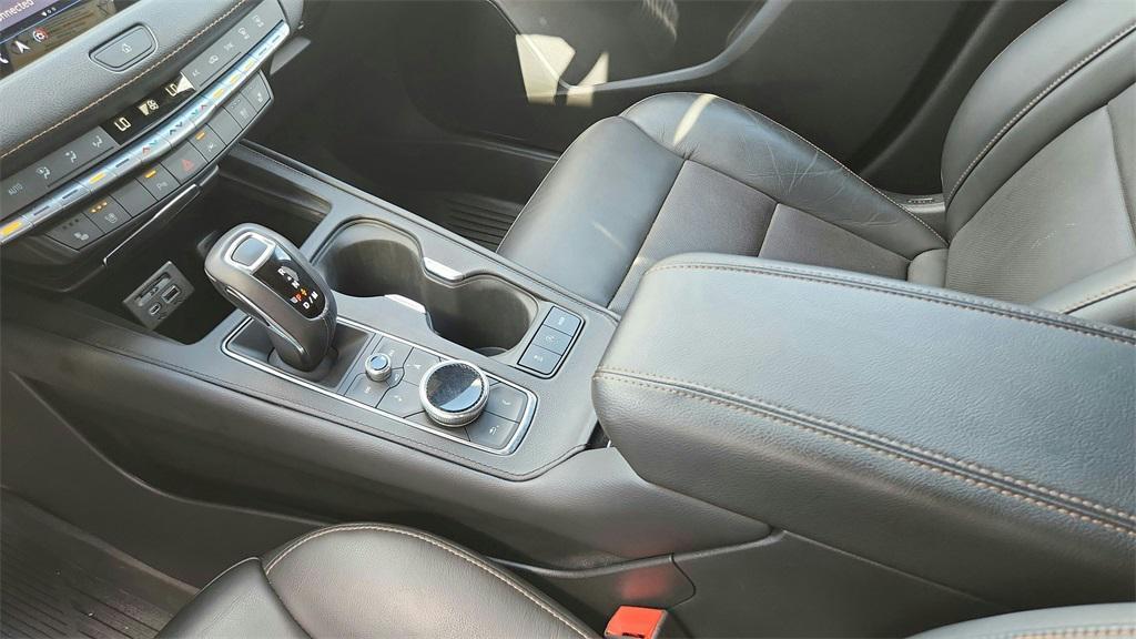 used 2019 Cadillac XT4 car, priced at $23,400