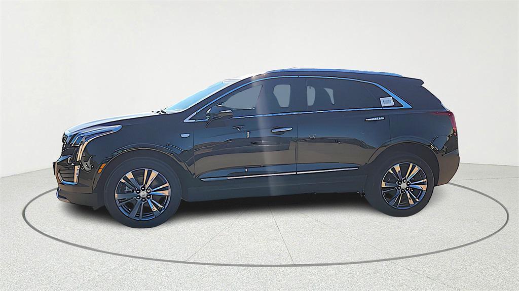 new 2025 Cadillac XT5 car, priced at $55,208