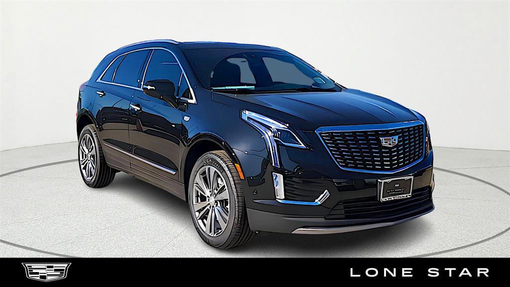 new 2025 Cadillac XT5 car, priced at $55,208