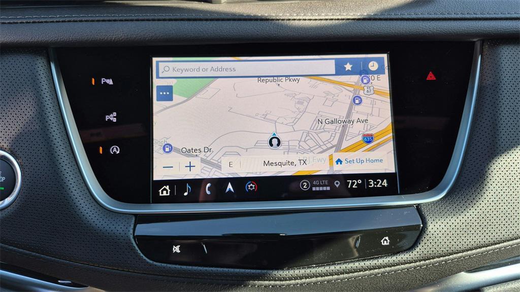 new 2025 Cadillac XT5 car, priced at $55,208