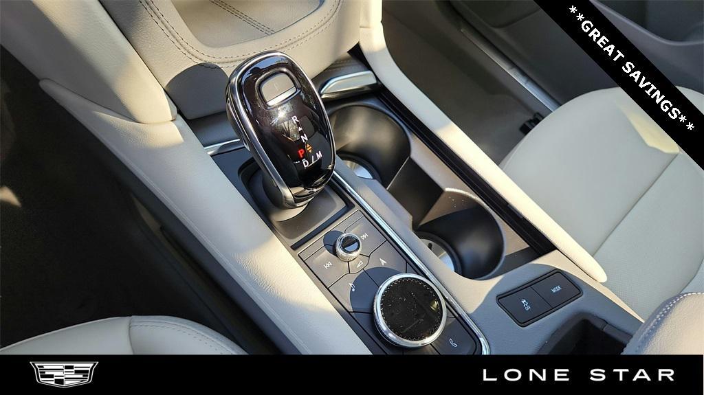 new 2025 Cadillac XT5 car, priced at $49,327