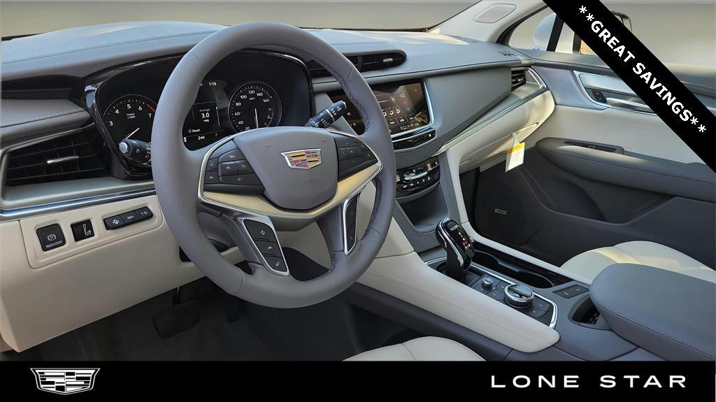 new 2025 Cadillac XT5 car, priced at $49,327