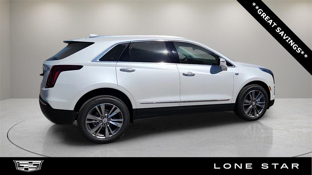 new 2025 Cadillac XT5 car, priced at $49,327