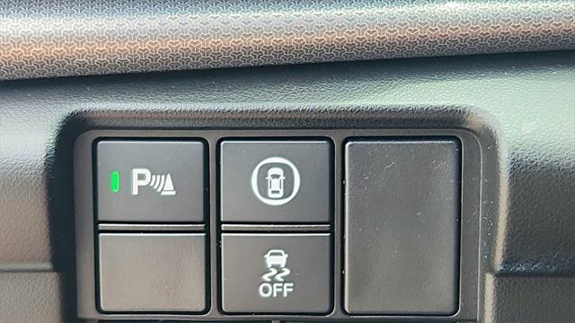 used 2022 Acura RDX car, priced at $33,000