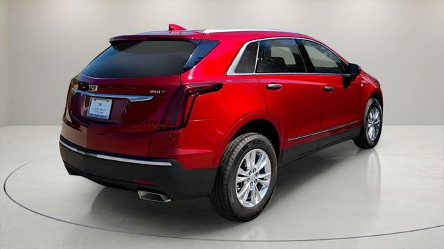 new 2025 Cadillac XT5 car, priced at $44,125