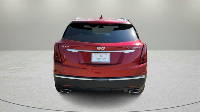 new 2025 Cadillac XT5 car, priced at $43,125