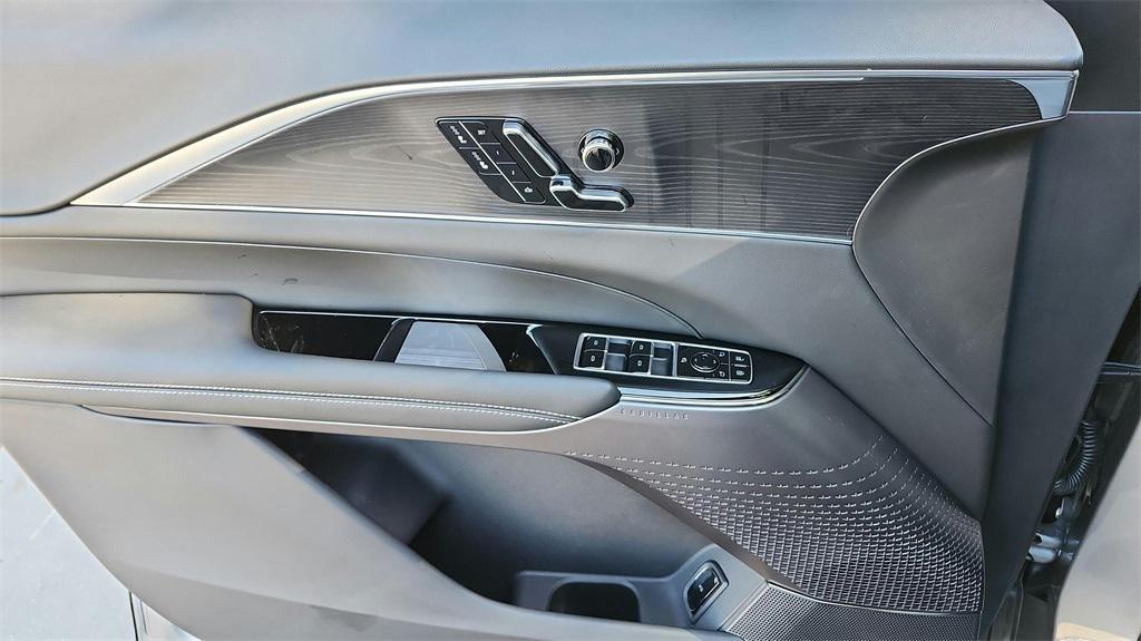 new 2025 Cadillac LYRIQ car, priced at $60,175