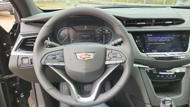 new 2025 Cadillac XT6 car, priced at $53,200