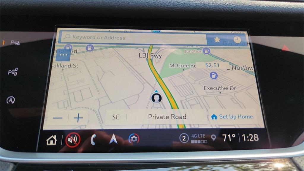 used 2025 Cadillac XT5 car, priced at $42,700