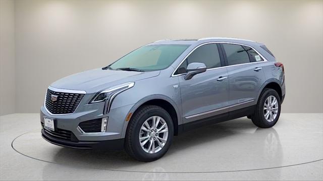 new 2025 Cadillac XT5 car, priced at $45,810