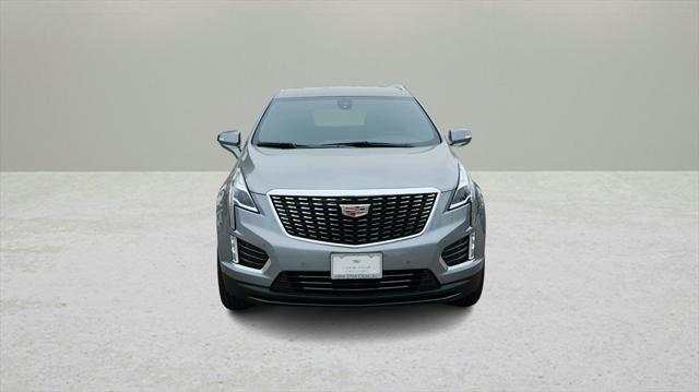 new 2025 Cadillac XT5 car, priced at $47,305