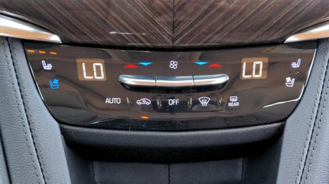 used 2022 Cadillac XT6 car, priced at $35,700