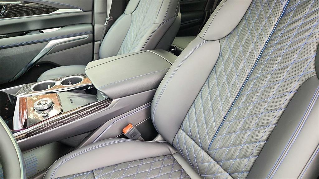 new 2025 Cadillac Escalade IQ car, priced at $133,585