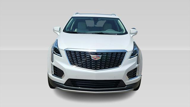 new 2025 Cadillac XT5 car, priced at $48,000