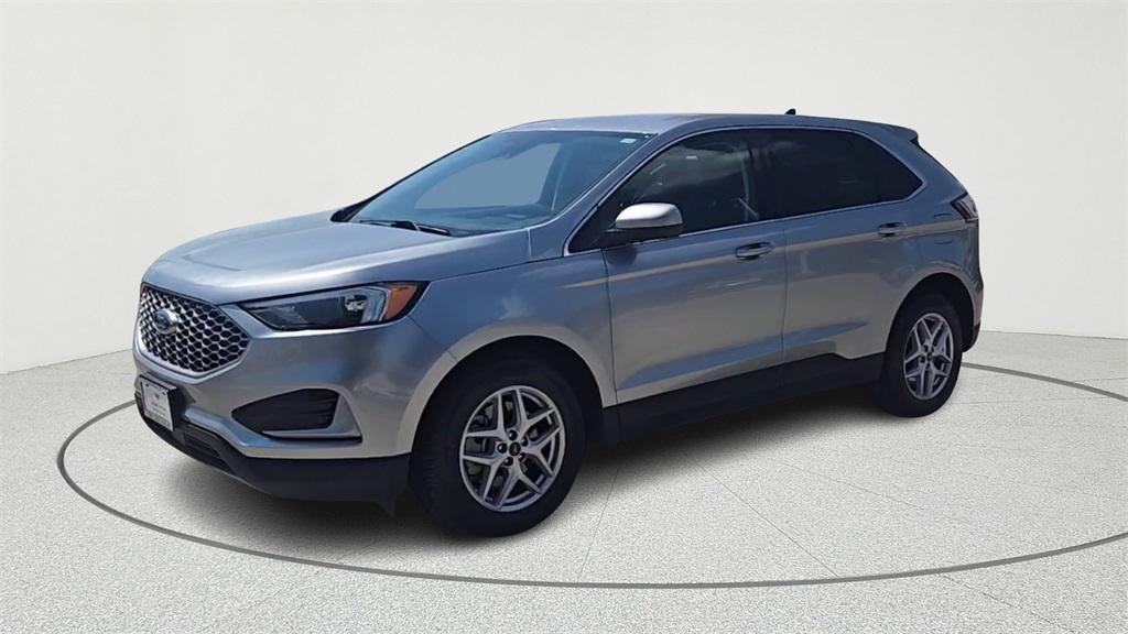 used 2024 Ford Edge car, priced at $21,000