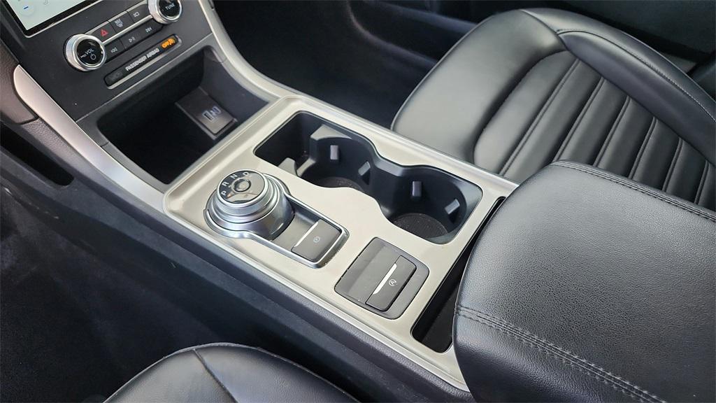 used 2024 Ford Edge car, priced at $21,000