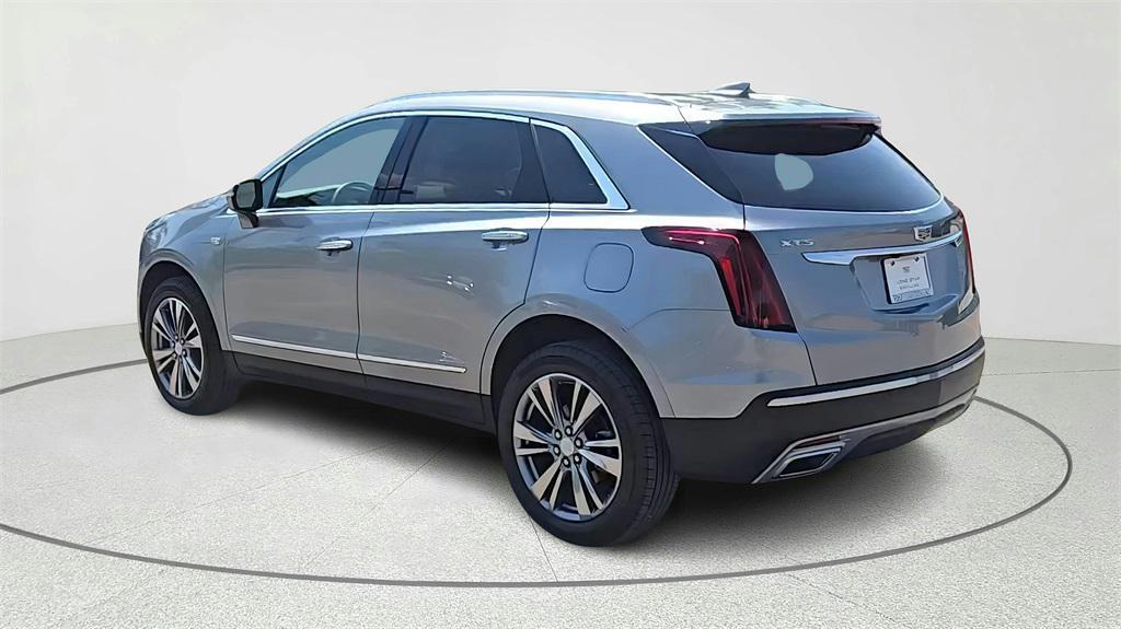 used 2025 Cadillac XT5 car, priced at $41,900