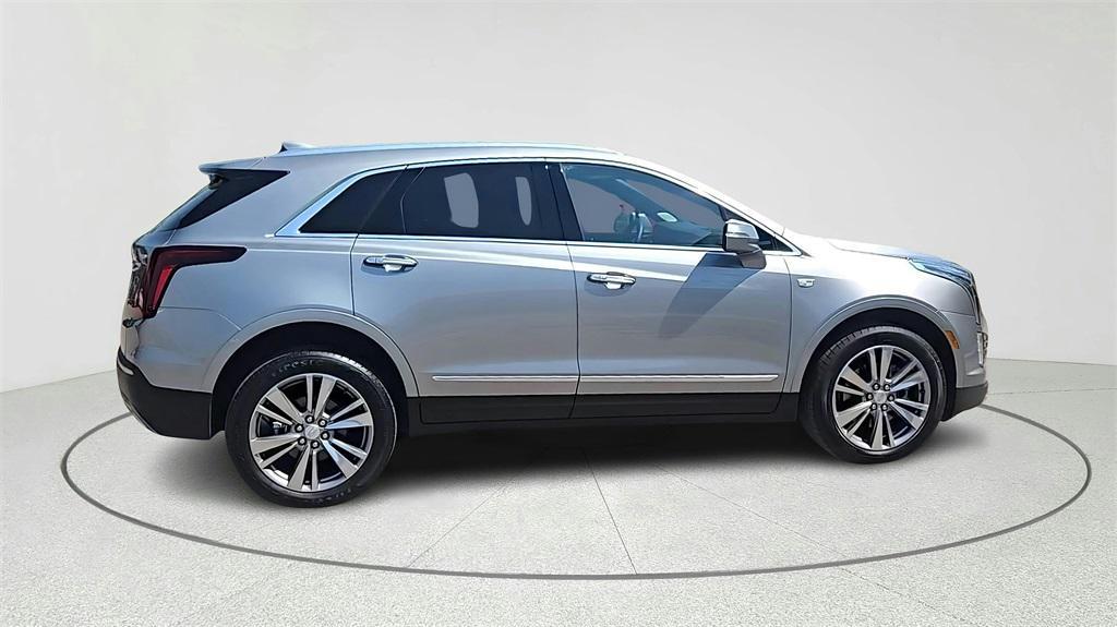 used 2025 Cadillac XT5 car, priced at $41,900