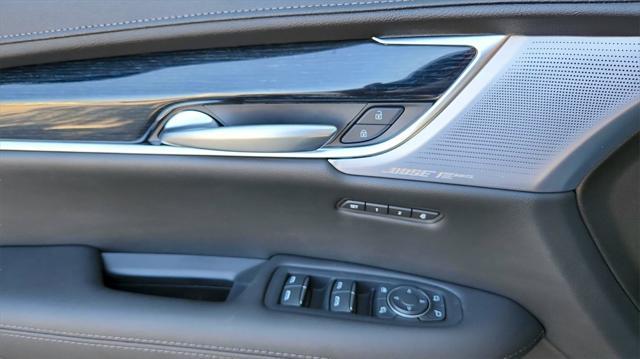 new 2025 Cadillac XT5 car, priced at $56,245