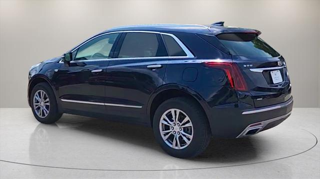 used 2022 Cadillac XT5 car, priced at $34,500