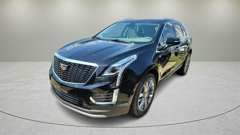 new 2025 Cadillac XT5 car, priced at $56,080