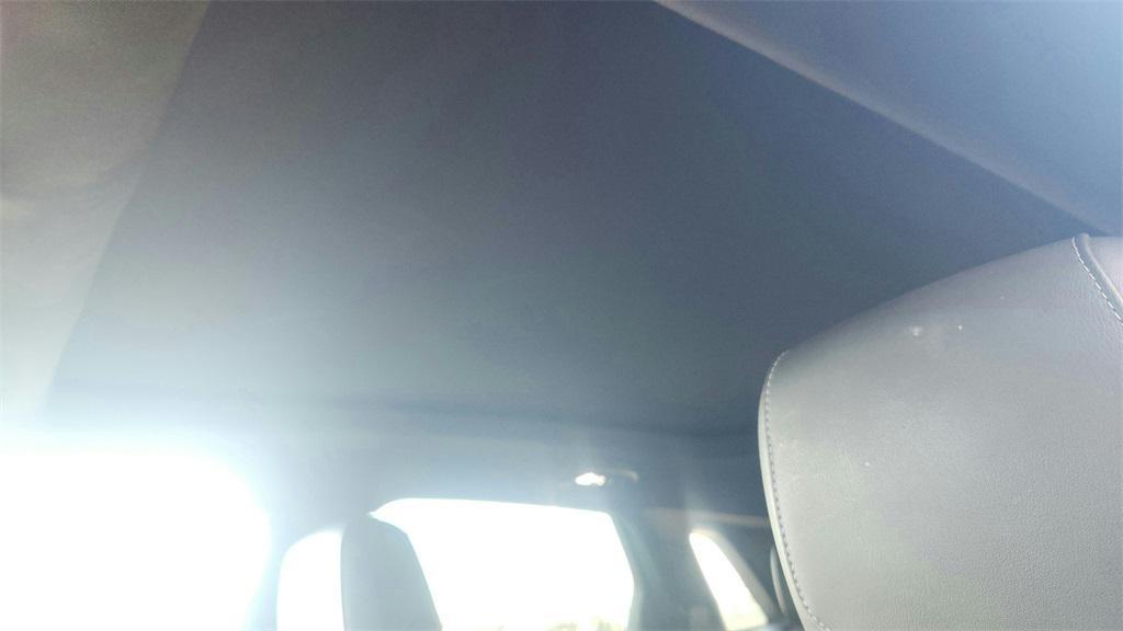 used 2025 Cadillac XT5 car, priced at $40,500