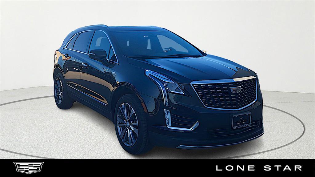 used 2025 Cadillac XT5 car, priced at $40,500