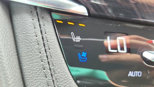 new 2025 Cadillac XT6 car, priced at $56,465