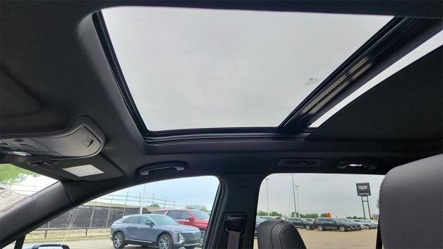 new 2025 Cadillac XT6 car, priced at $49,255