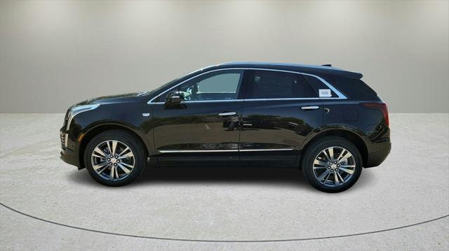 new 2025 Cadillac XT5 car, priced at $52,100