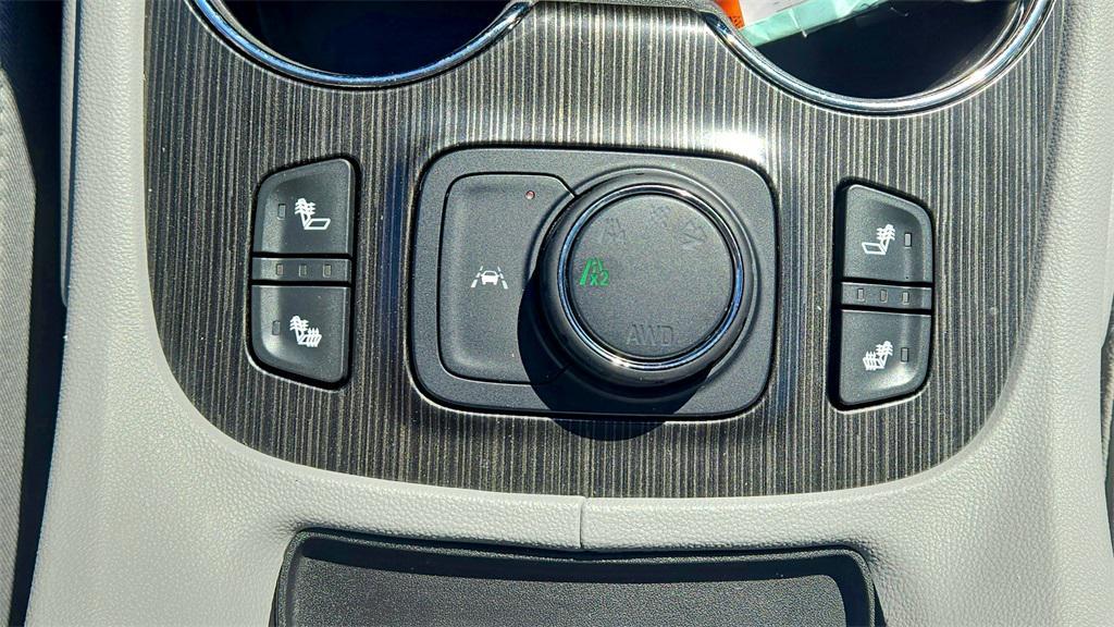 used 2023 GMC Acadia car, priced at $24,000