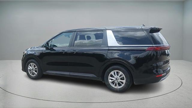 used 2022 Kia Carnival car, priced at $31,000