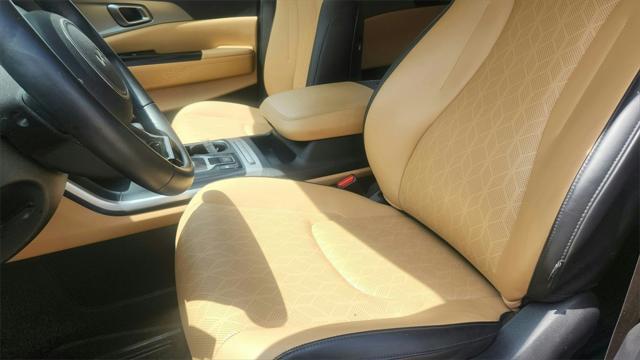 used 2022 Kia Carnival car, priced at $31,000